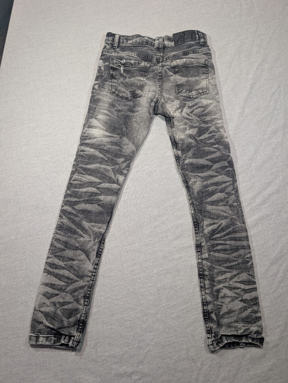 Evolution Shuttle gray distressed skinny jeans size 14